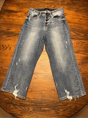 Judy Blue Light Blue High-Rise Cropped Wide-Leg capris